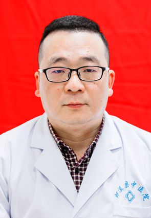 口腔科主任王鹏