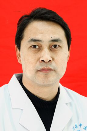 影像科主任章长胜